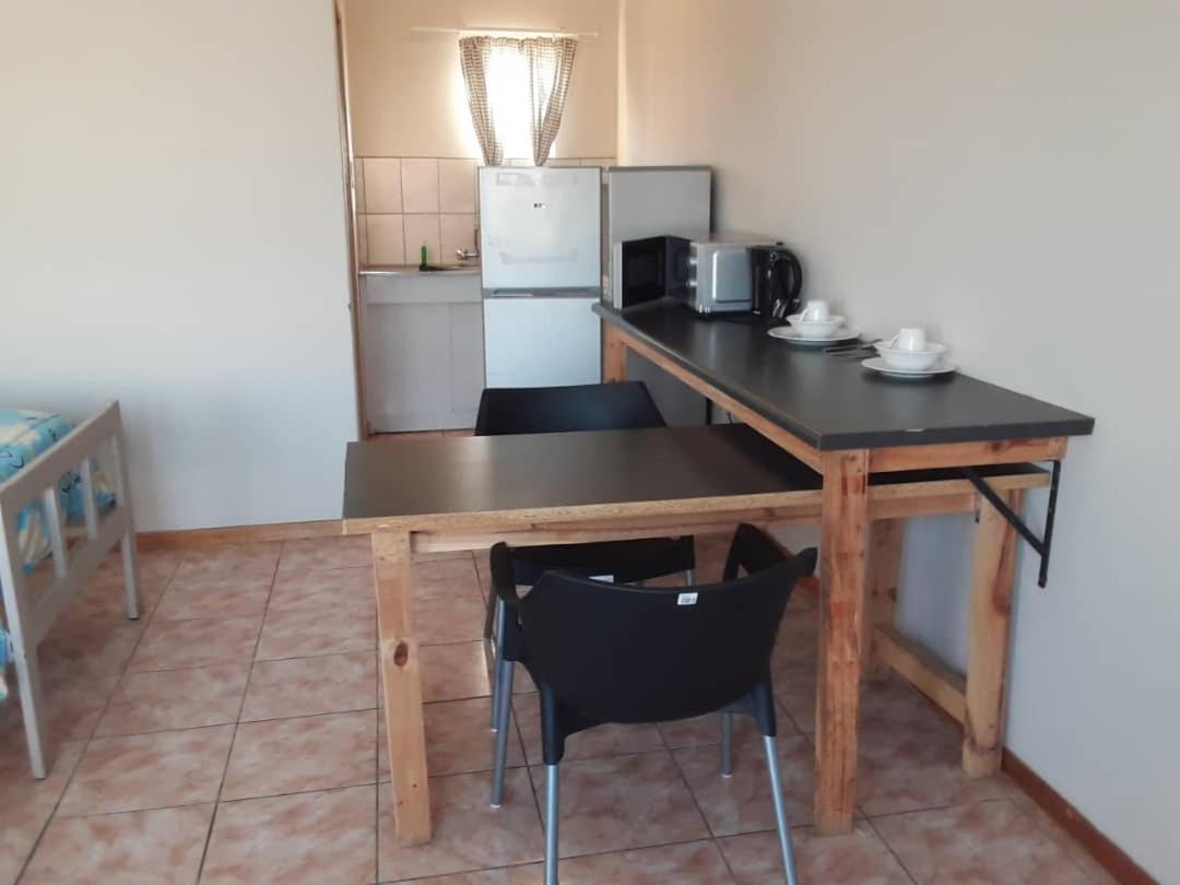 Orbanlife Lite Keetmanshoop Apartment Ngoại thất bức ảnh
